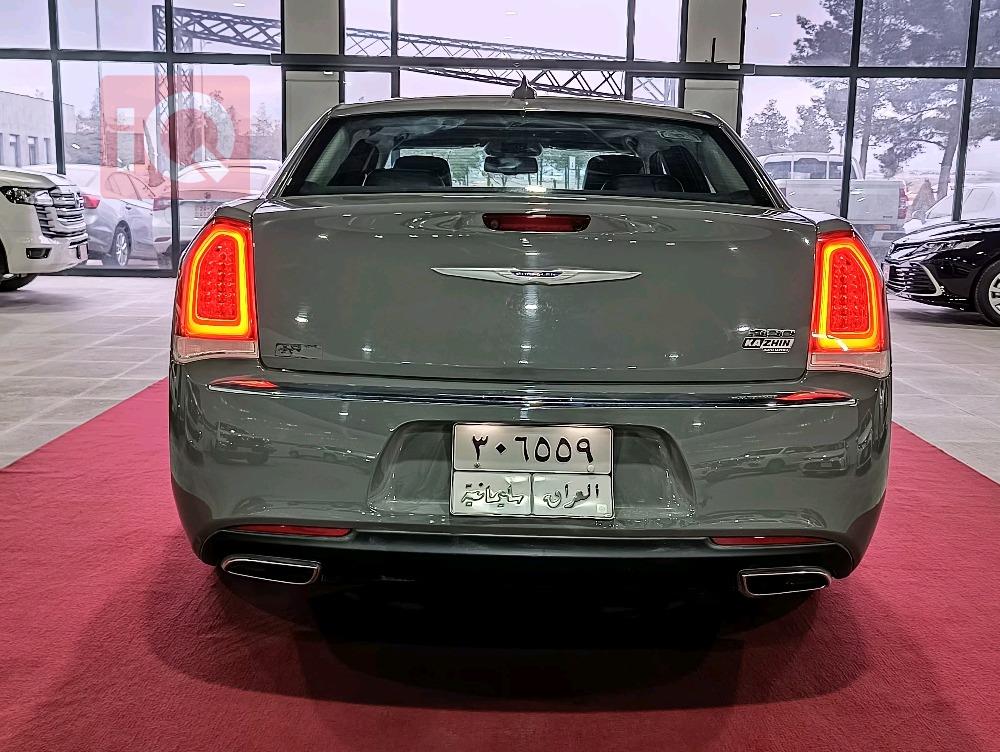 Chrysler 300
